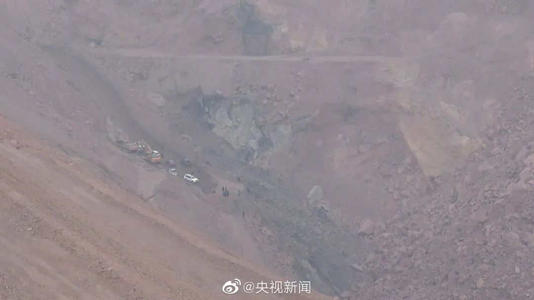 内蒙古煤矿坍塌事故已致4人遇难、49人失联